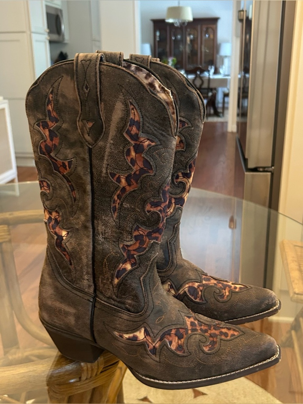Laredo cheetah leather cowgirl boots size 8 - Picture 3 of 6